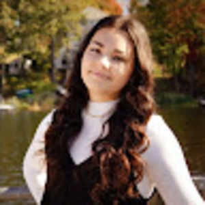 Meet your Posher, Julia